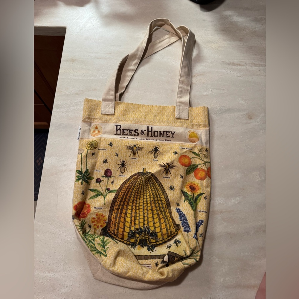 Bees & Honey Tote Bag